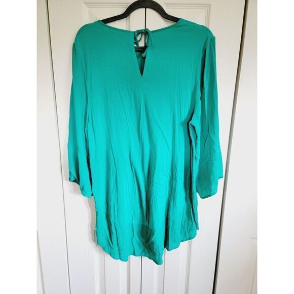 Chico's 2 Green Back Keyhole & Rear Tie Top Size Large LS Round Neck Tunic - Picture 2 of 6